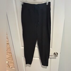 Lululemon scuba jogger sz 6 charcoal color